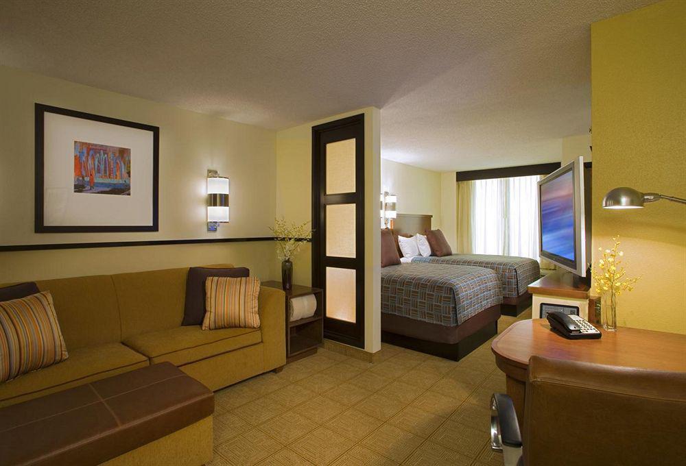 Hyatt Place Atlanta / Norcross / Peachtree Room photo